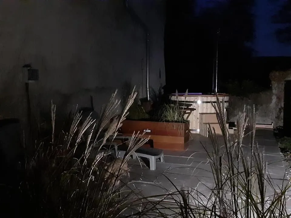Domaine De Cozance Chambres D'Hotes Et Gite - Piscine Mini-Ferme Anjou France