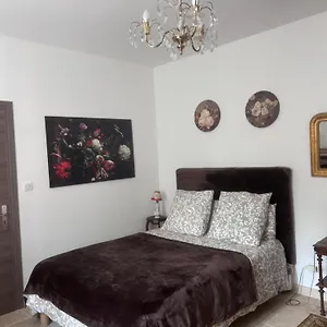 https://chez-nelly-escapade-campagne-toulousaine.midi-pyreneeshotels.com
