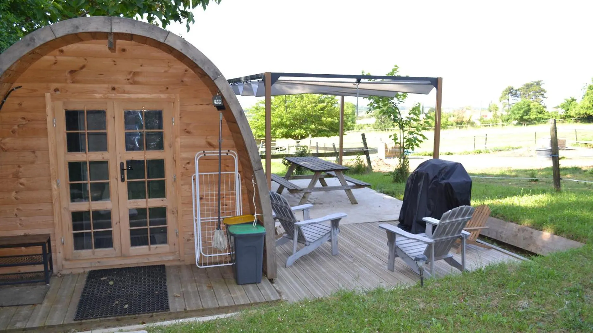 Bed & Breakfast Domaine De Cozance Chambres D'Hotes Et Gite Anjou
